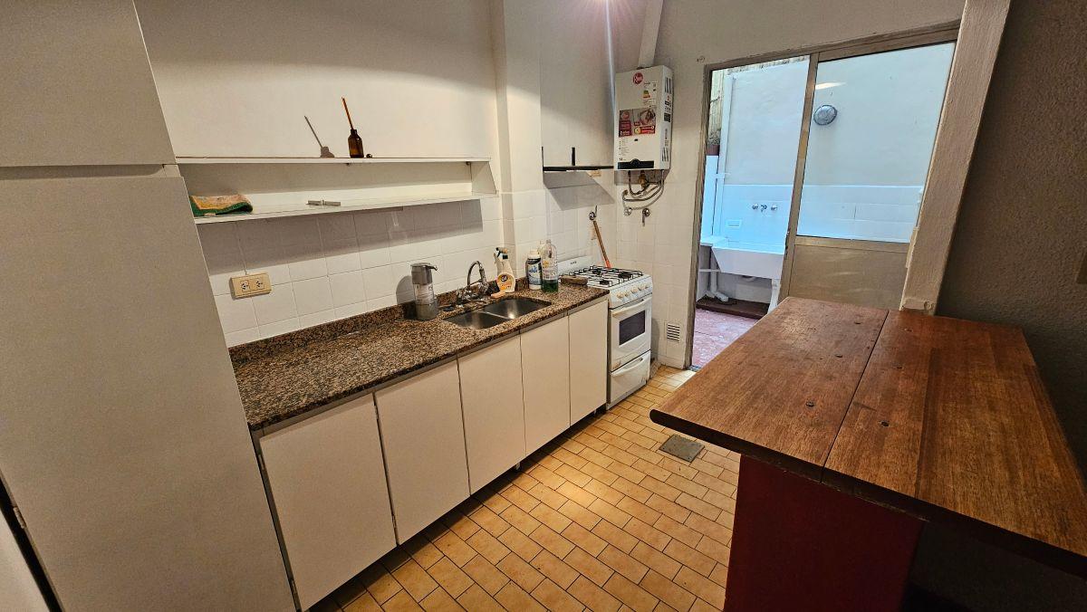 Foto de 2 ambientes grandes de 56 m² - Excelente Zona - Lavadero - Patio, imagen 4