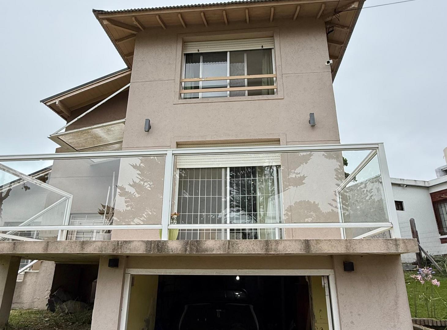 Foto de Casa de 6 ambientes en Villa Gesell, a 4 cuadras de la playa ACEPTO, imagen 4
