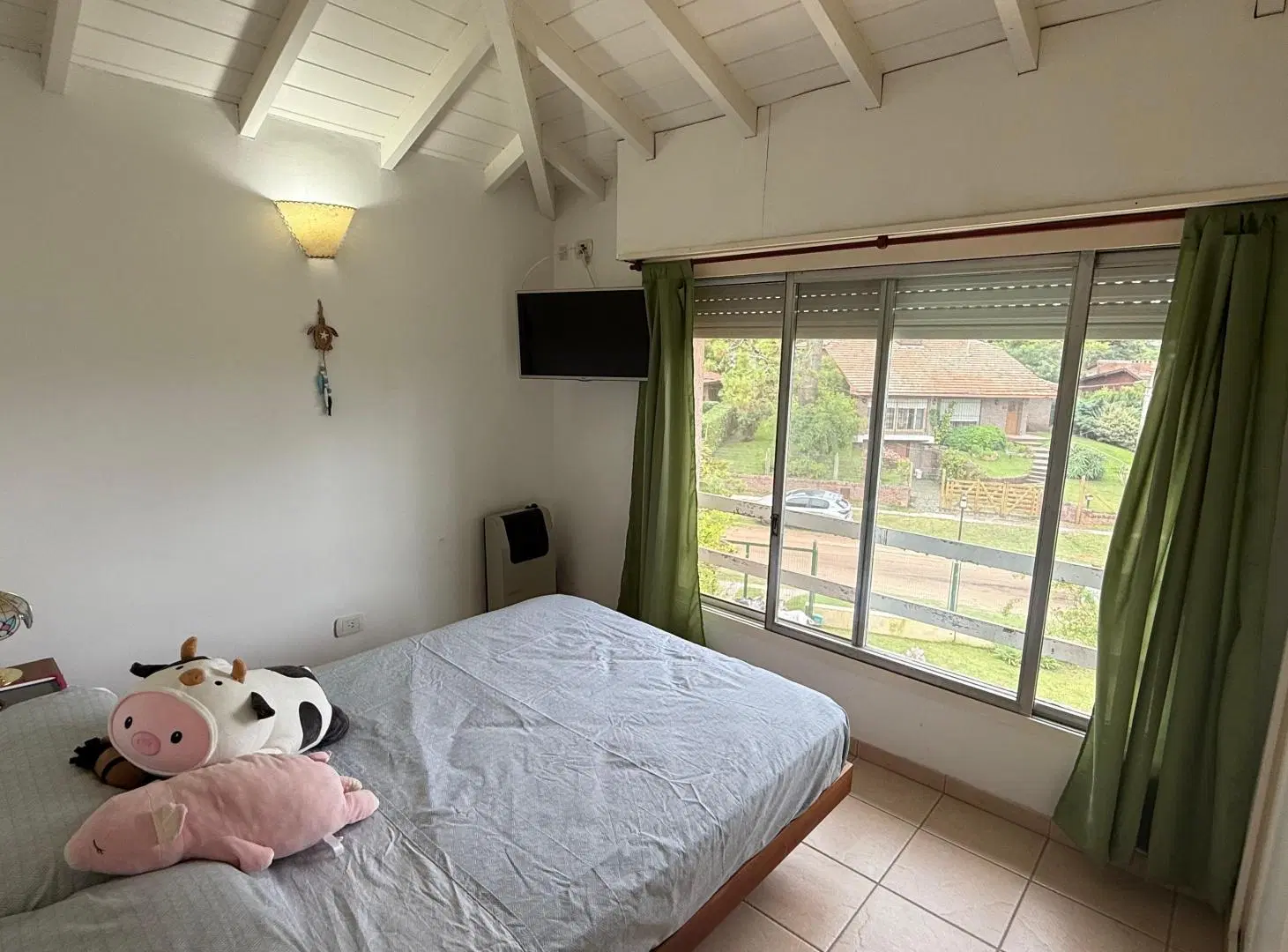 Casa de 6 ambientes en Villa Gesell, a 4 cuadras de la playa ACEPTO PERMUTA PROPIEDAD 8