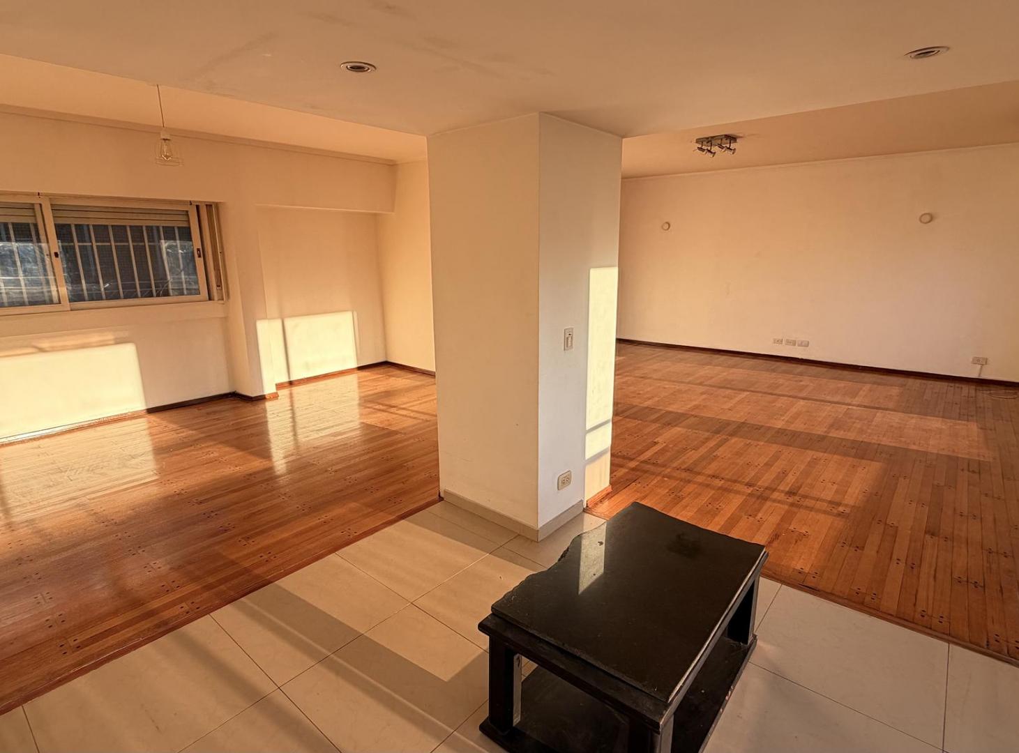 Foto de Departamento de 180 m² con 3 dormitorios en alquiler en Belgrano, imagen 1