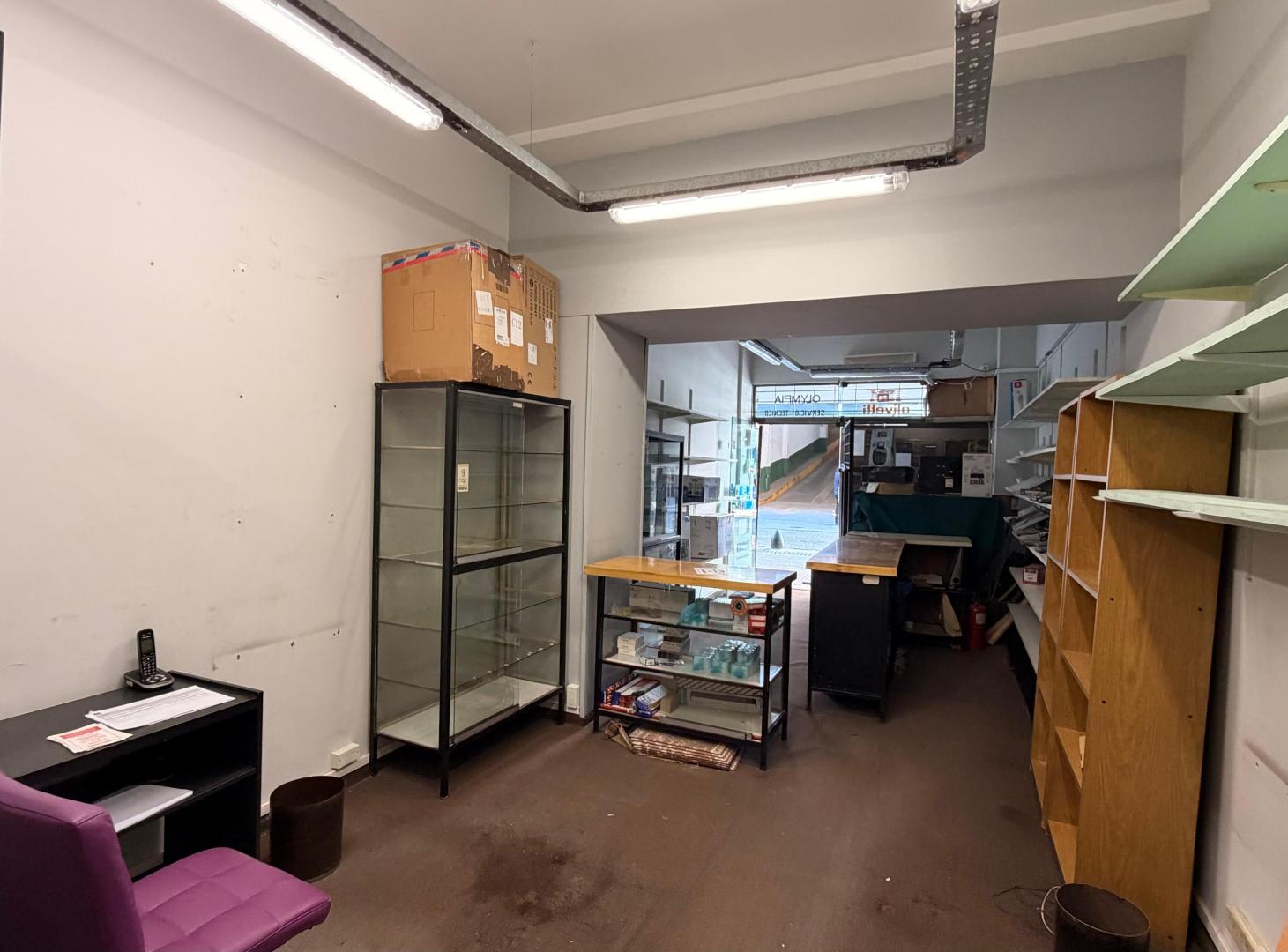 Foto de Local comercial con departamento en Planta Baja, ubicado en Viamonte 671, imagen 3