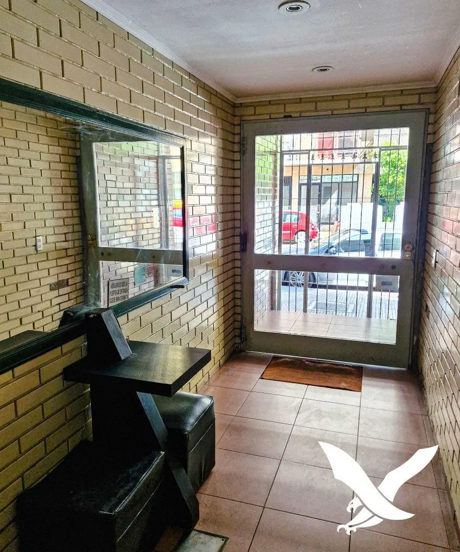 CABALLITO - DPTO DE 3AMB 57M2 AL FRENTE CON BALCON 2