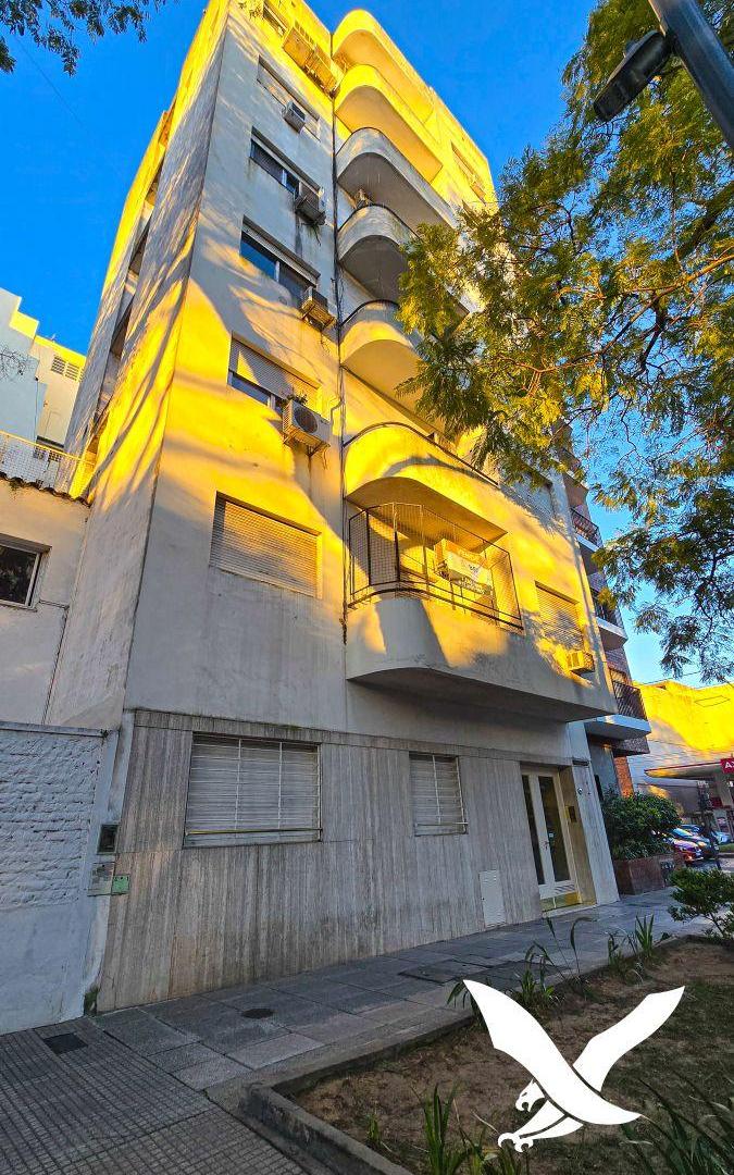 Foto de BELGRANO R – 2 AMBIENTES CON BALCÓN Y VISTA AL BOULEVARD, imagen 5