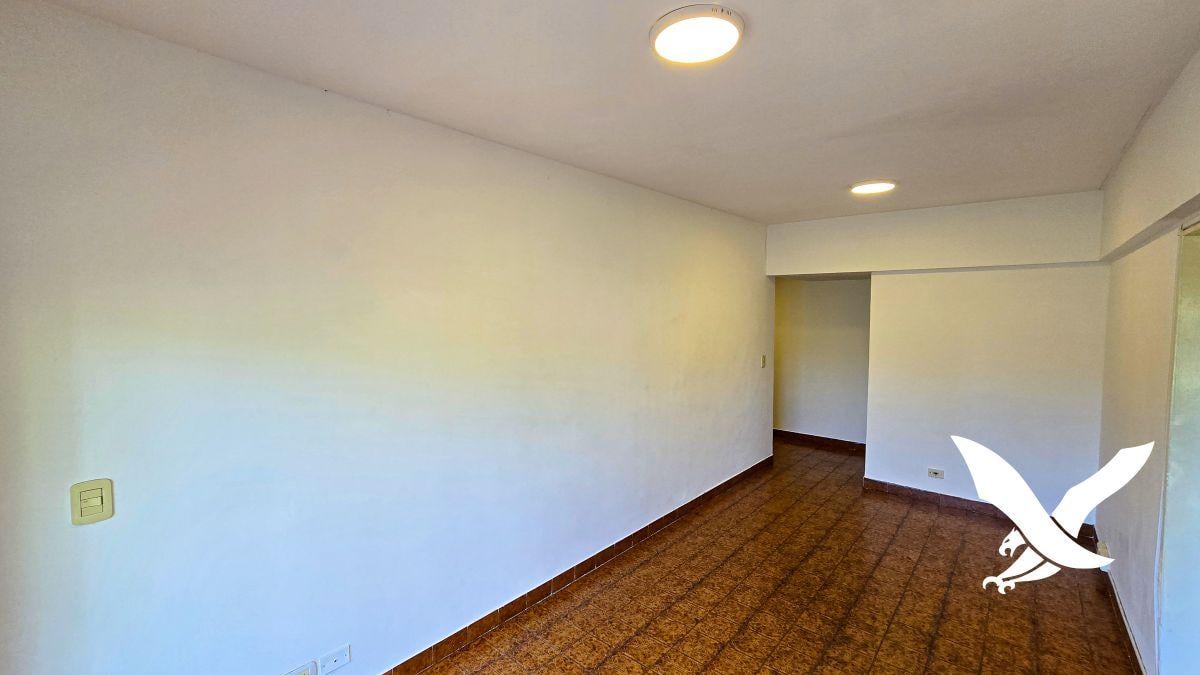 Foto de COLEGIALES – 2 AMBIENTES AL FRENTE CON BALCÓN – VISTA ABIERTA Y MUY, imagen 4