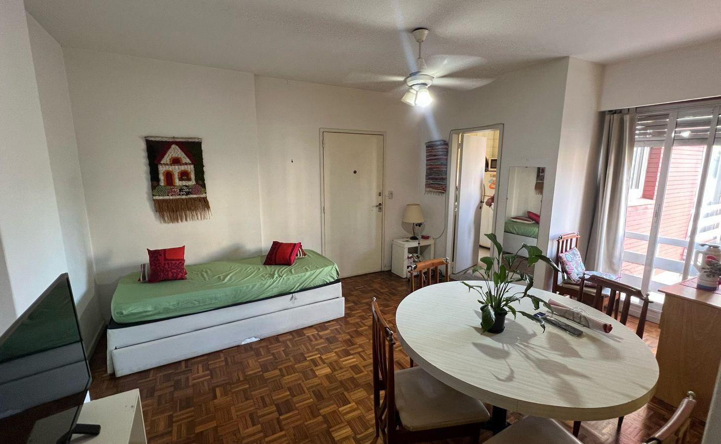 OPORTUNIDAD! Departamento 2 ambientes en venta