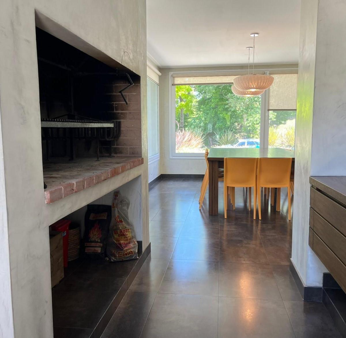 Foto de Casa de 7 dormitorios a la venta en Pinamar, zona Alamos I., imagen 5