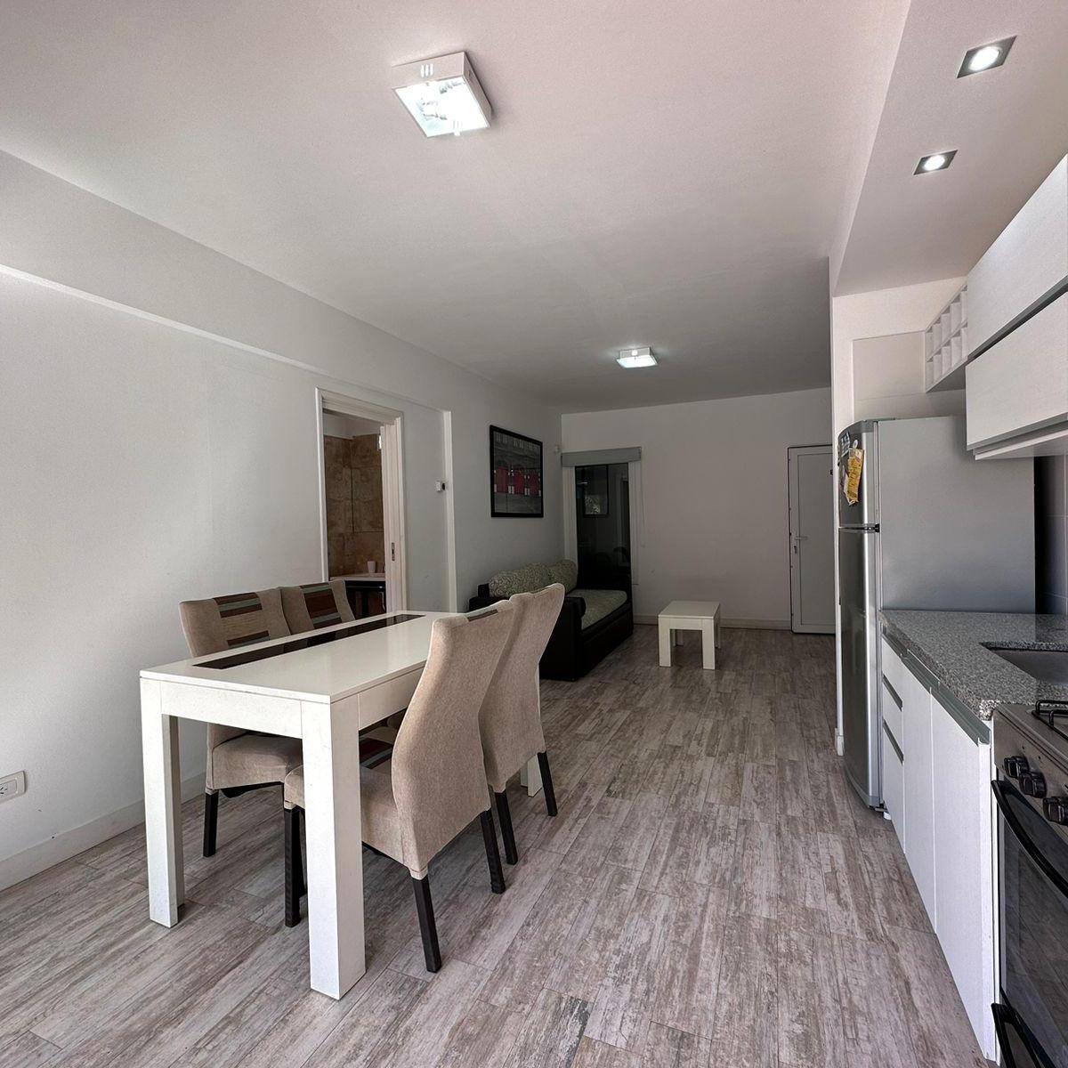 Venta de departamento 2 ambientes en Valeria del mar.Hubac Nº311 PB E