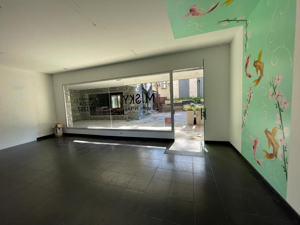 Venta de Local Comercial en Carilo (6) 1