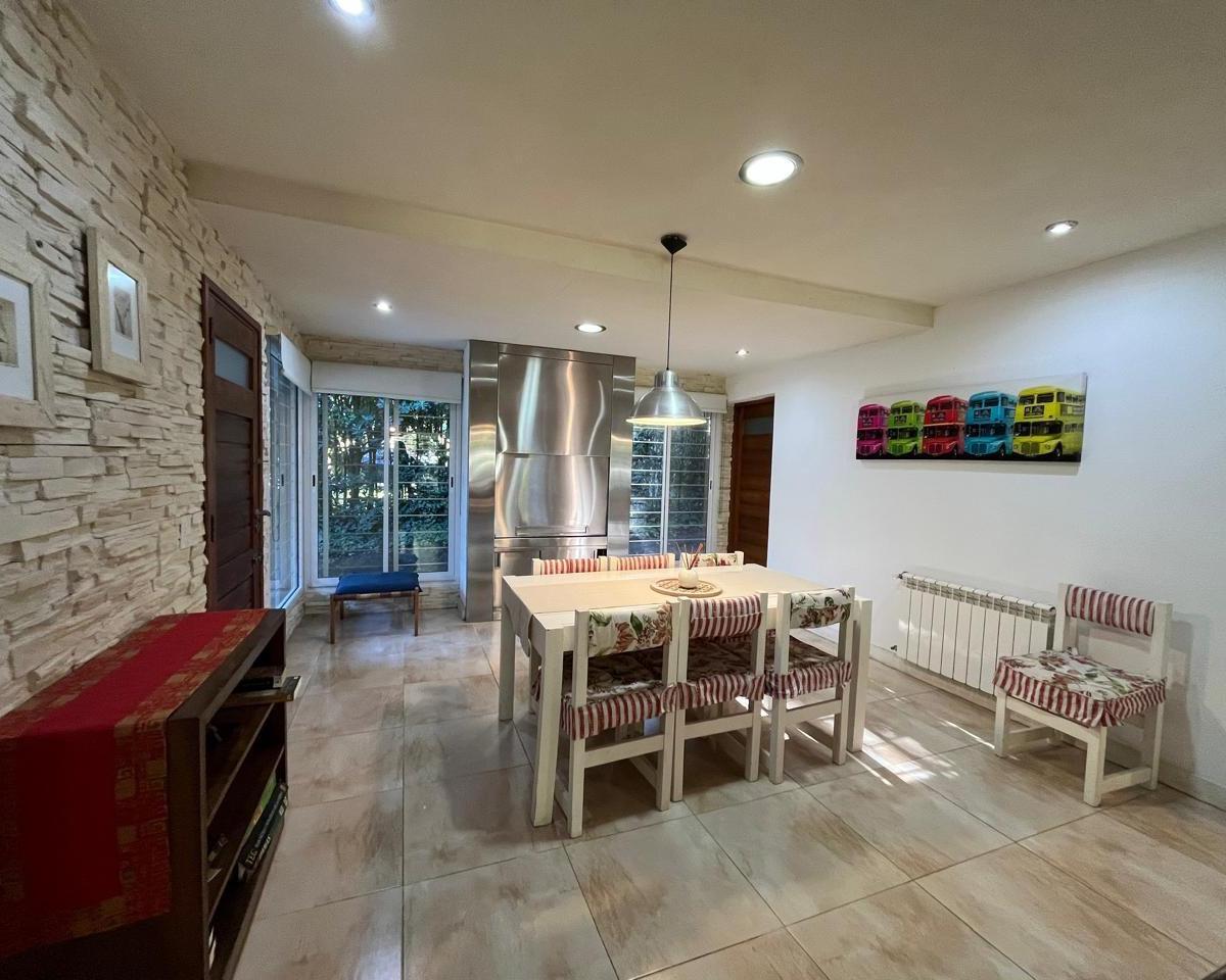 Casa 4 ambientes en venta Valeria del Mar Agradable y Urquiza