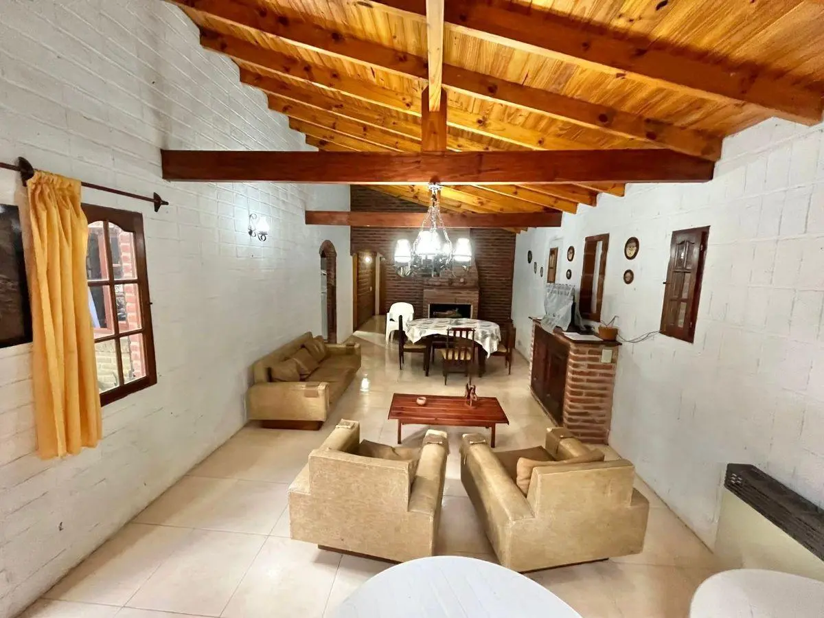Casa con unidad independiente en Valeria del Mar. 2