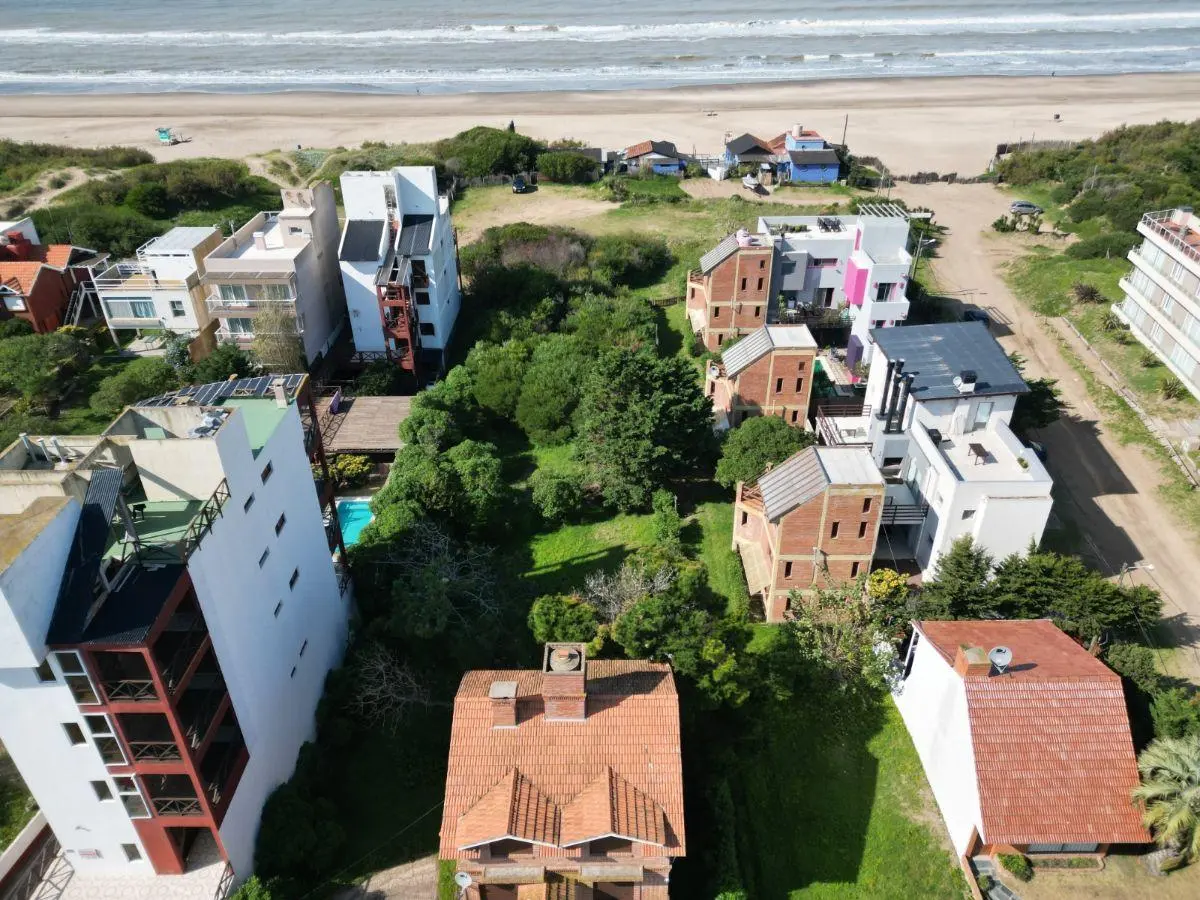 Lote Multifamiliar Hotelero / Salida Directa Al Mar Ostende - Mar de Ostende 4