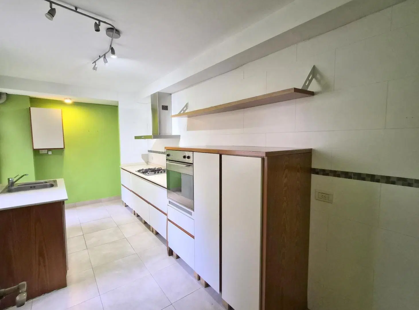 Venta Departamento de 4 ambientes en Vicente López. Excelente ubicación 5