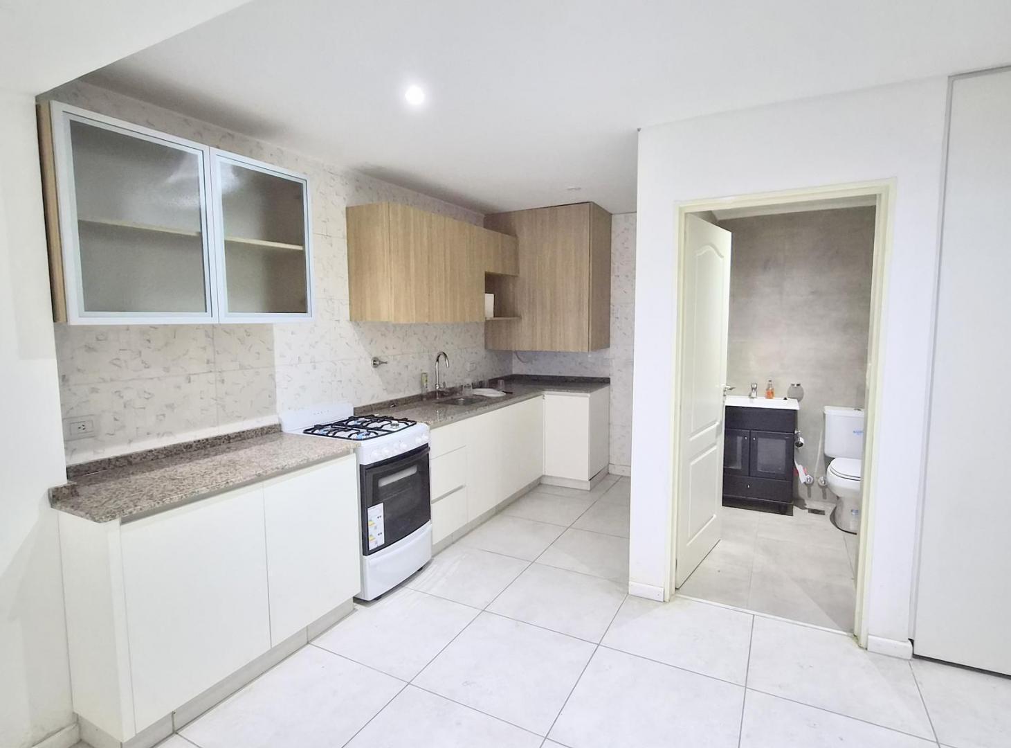 Foto de Venta Departamento Monoambiente apto profesional en Saavedra. Próximo a Gral Paz, imagen 5