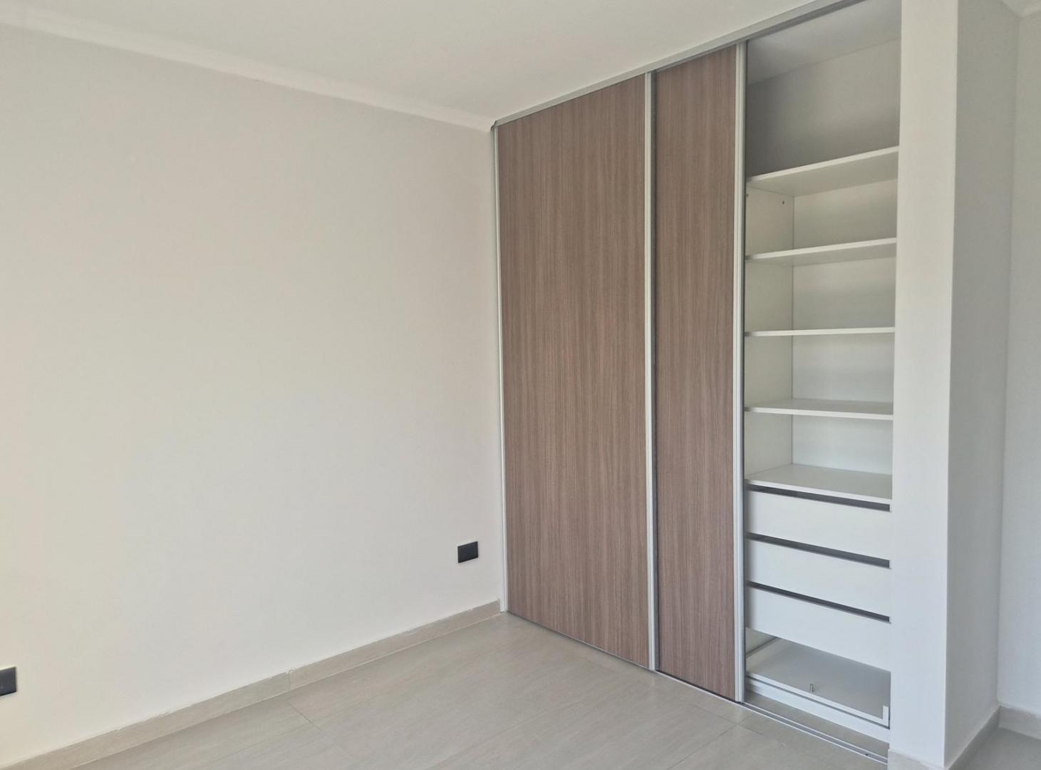Foto de Casa en Venta en Barrio Cerrado San Pablo Pilar. 6 ambientes cochera y, imagen 3