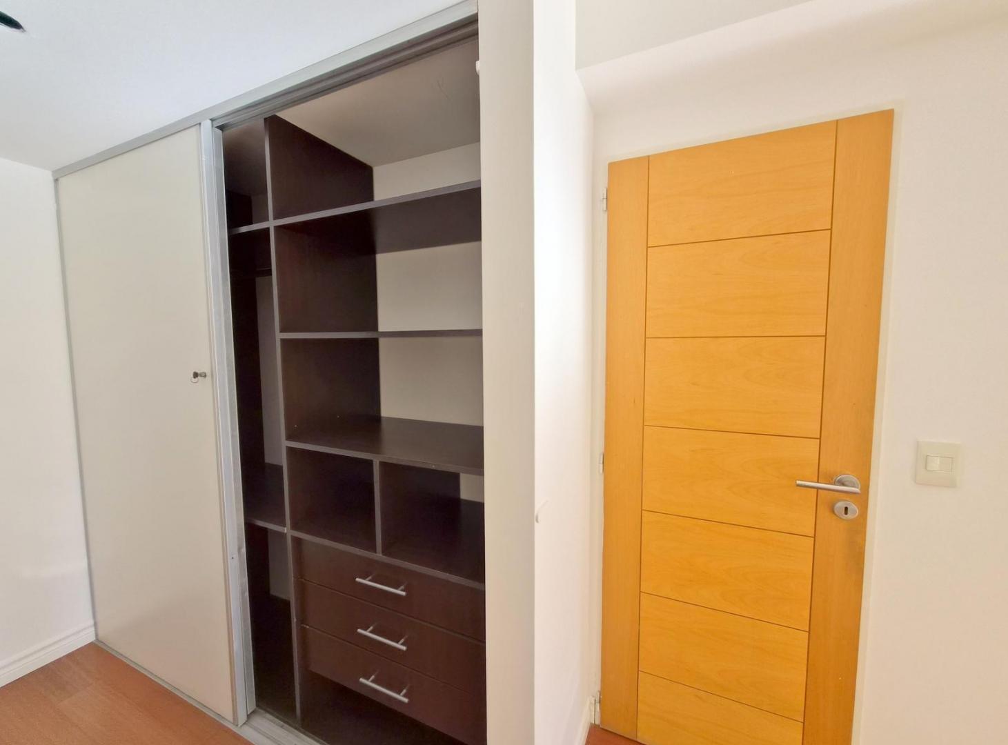 Foto de Venta Departamento en Vicente López. Dos ambientes con cochera cubierta, imagen 5