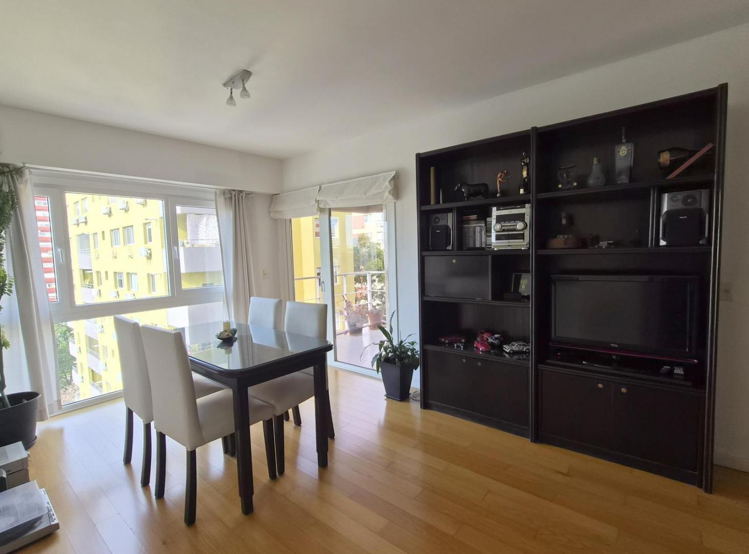 Foto de Venta Departamento en Vicente López. Dos ambientes con cochera cubierta, imagen 3