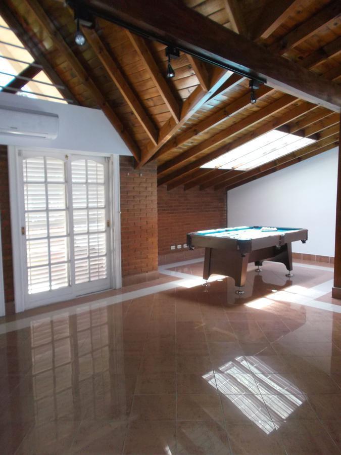Foto de Alquiler Chalet 6 ambientes con piscina y garage. Zona Próxima Colegio, imagen 5