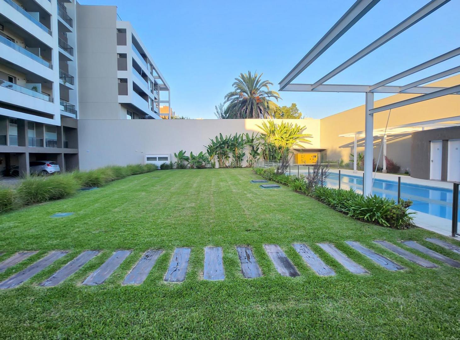 Foto de Florida. Alquiler departamento 2 ambientes con cochera y amenities ., imagen 2