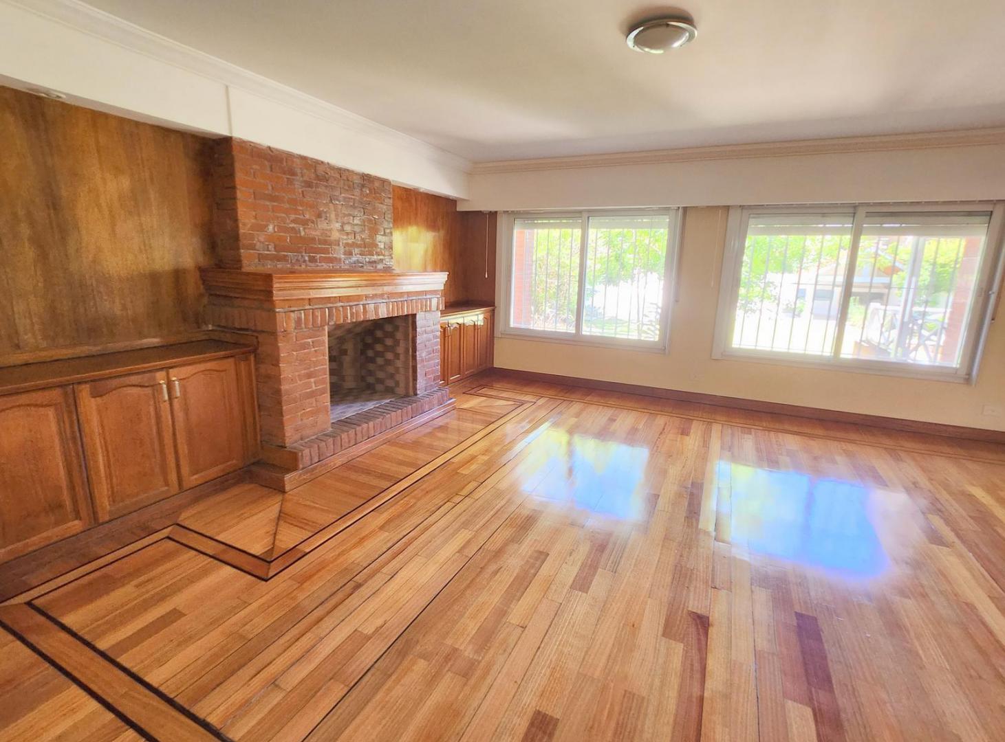 Foto de Casa en Alquiler en Martinez- 6 ambientes cercana Colegio Lincoln, imagen 4