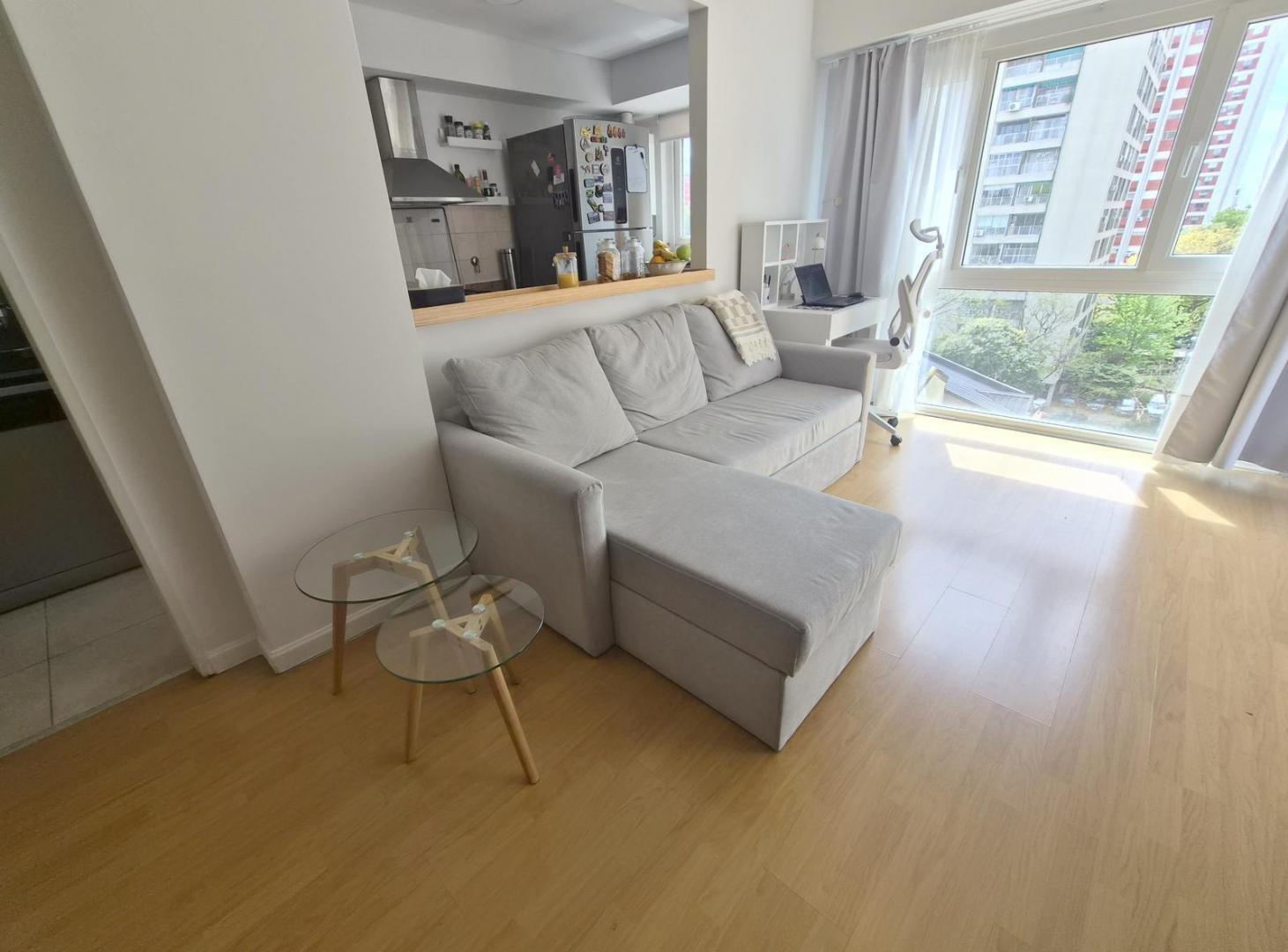 Foto de Alquiler Temporario Departamento en Vicente López. 2 Ambientes amoblado, imagen 1