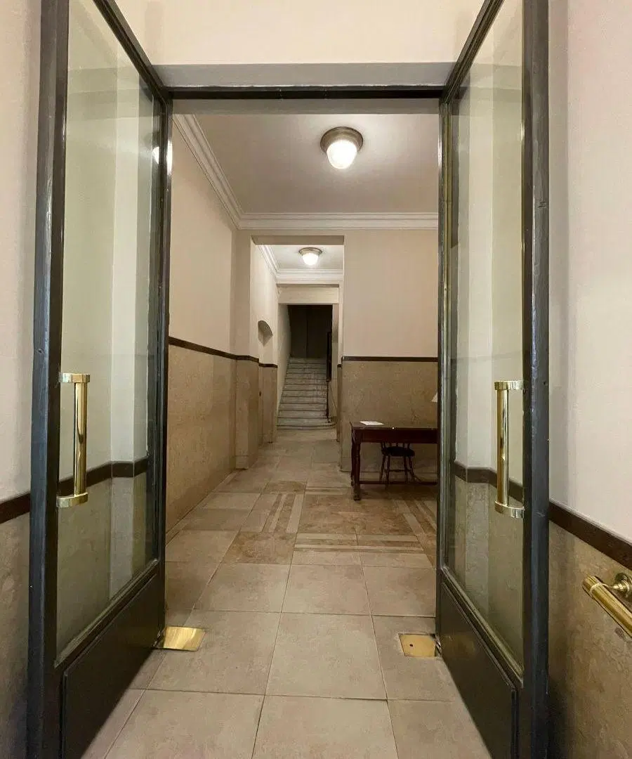Departamento de 65 m² con 4 ambientes en alquiler en Av Corrientes 2