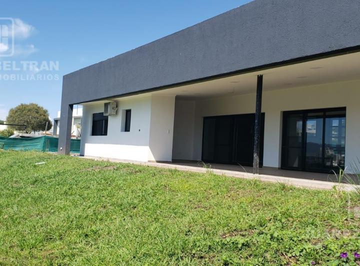 Casa en Puerto del Aguila