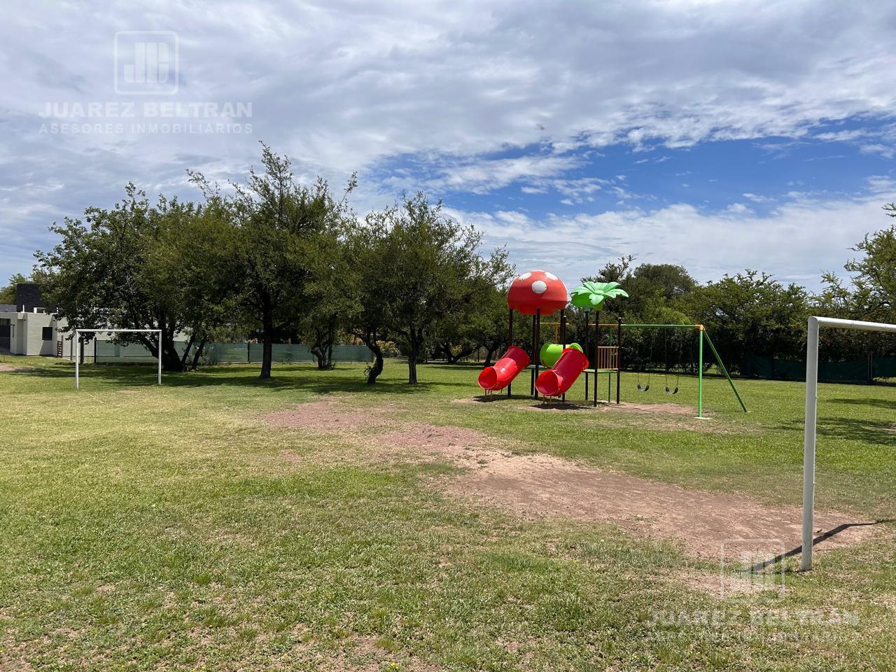 Foto de VENTA – LOTE 2137 m2 – CAUSANA, imagen 3