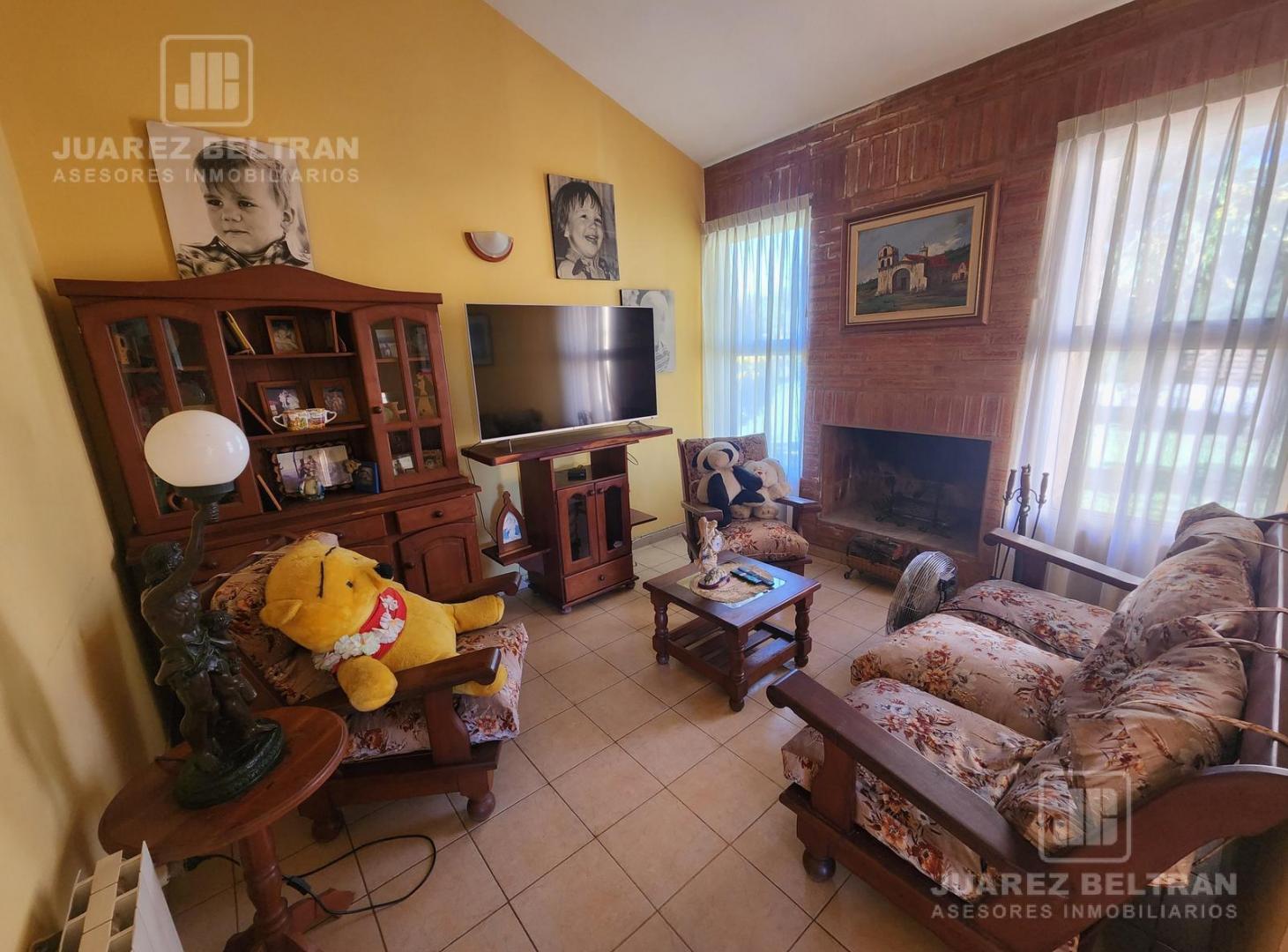 Venta - Casa 3 dormitorios una planta - Country 4 Hojas