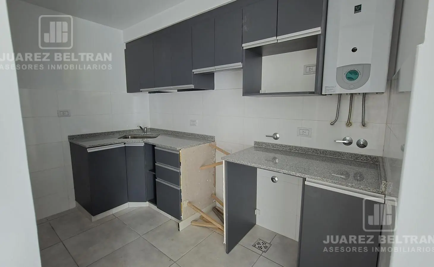 Depto en VENTA - Amplio Balcon al Frente - 1 Dormitorio 4