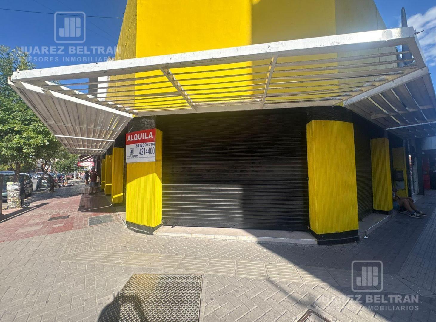 ALQUILER - Esquina Sarmiento y San Martin