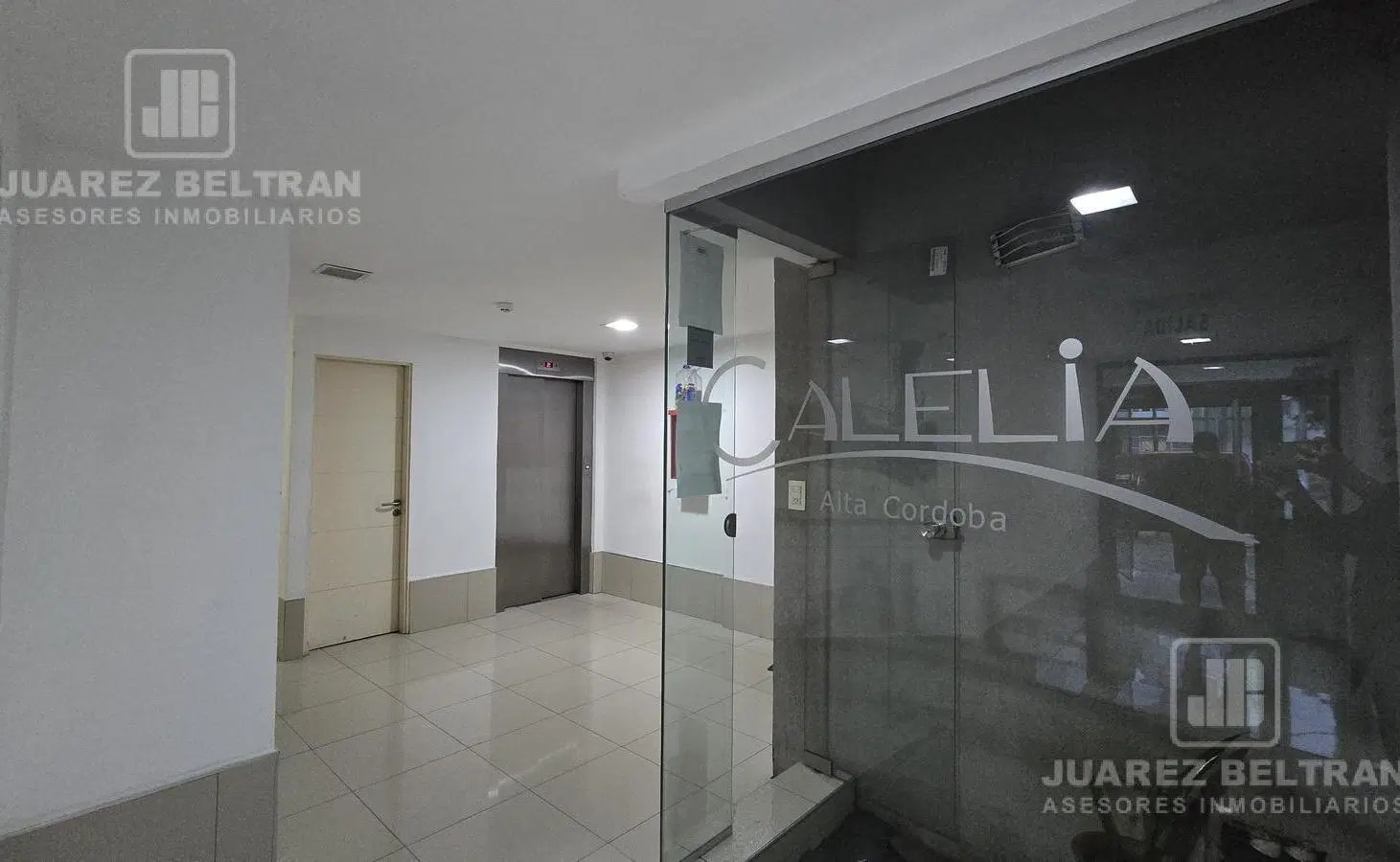 Depto en ALQUILER - 1 dormitorio y 2 balcones al frente 2
