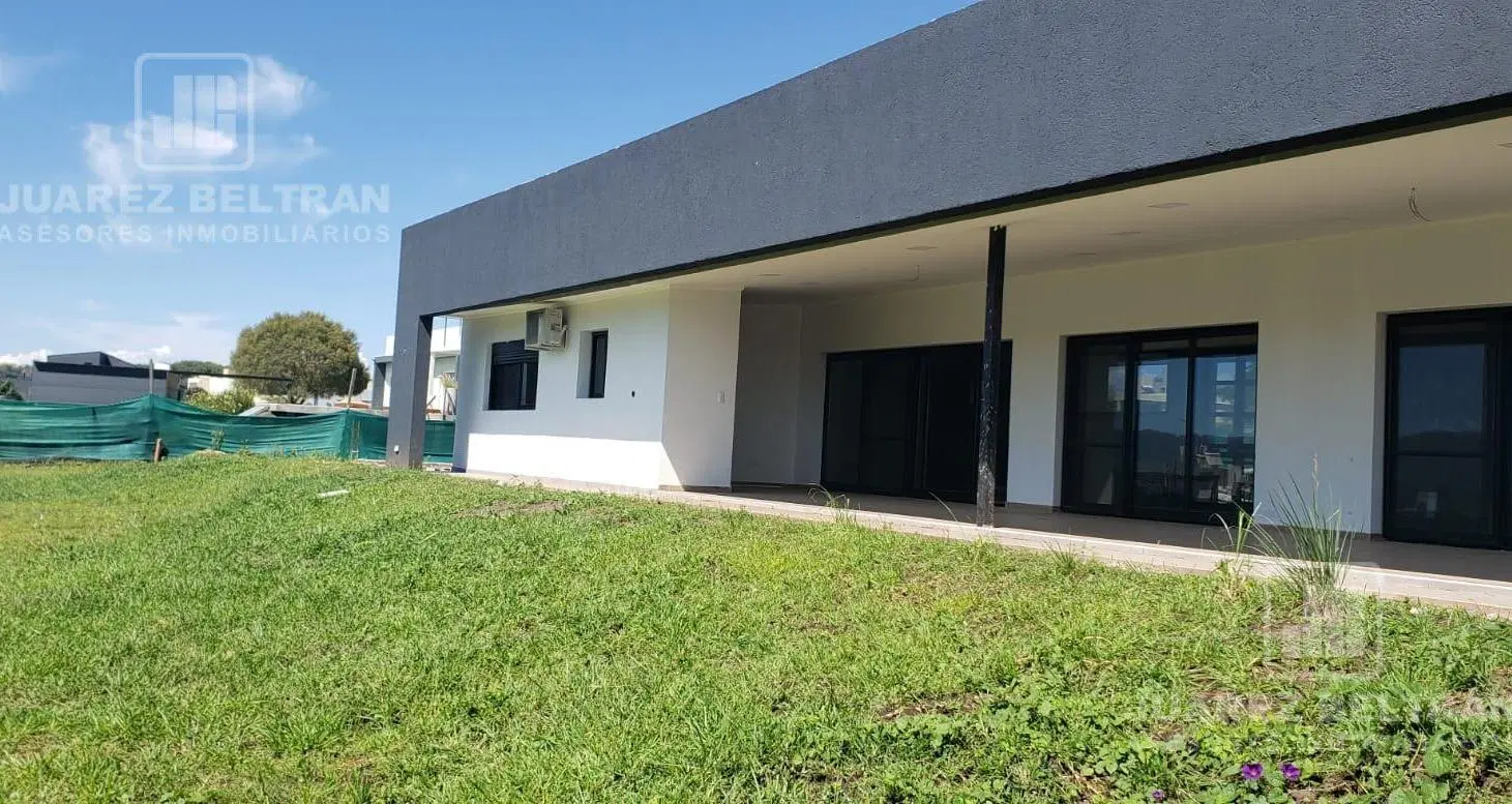 Casa en Puerto del Aguila 3