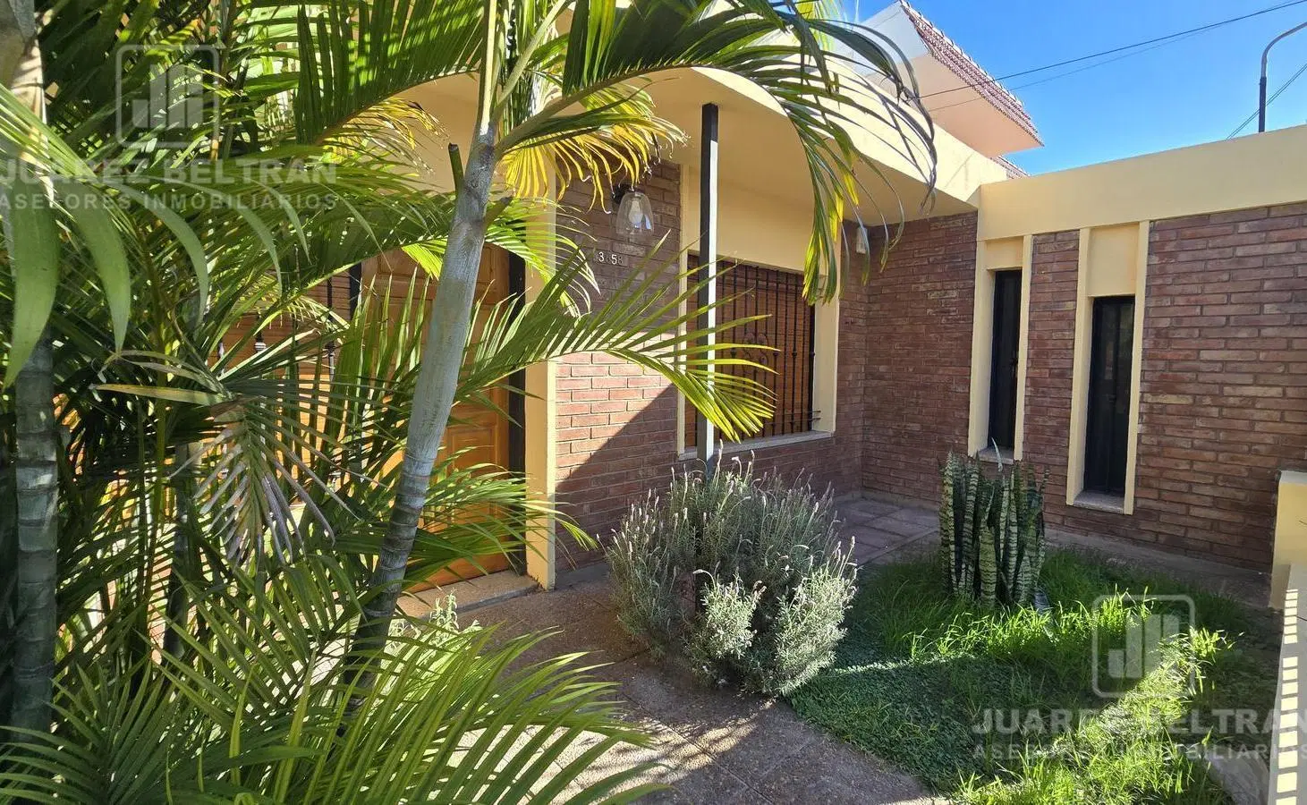 Casa en VENTA - 300 m2 - 3 dormitorios 5