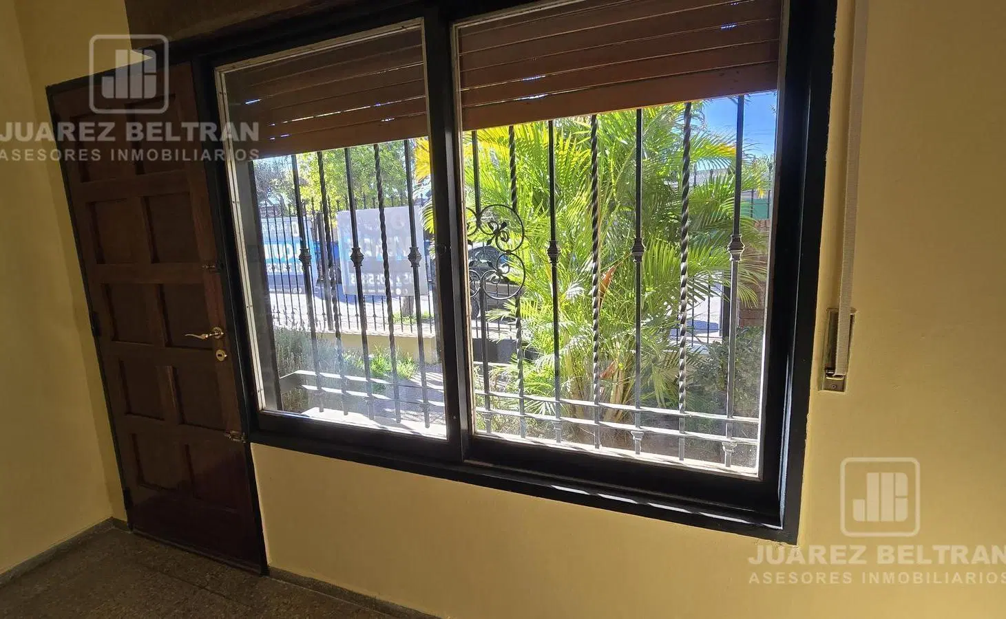 Casa en VENTA - 300 m2 - 3 dormitorios 3
