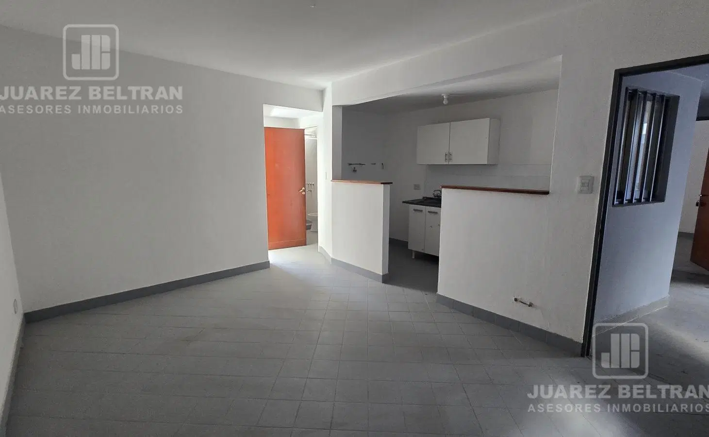 Unidades en alquiler 1 dormitorio y patio - Complejo cerrado 4