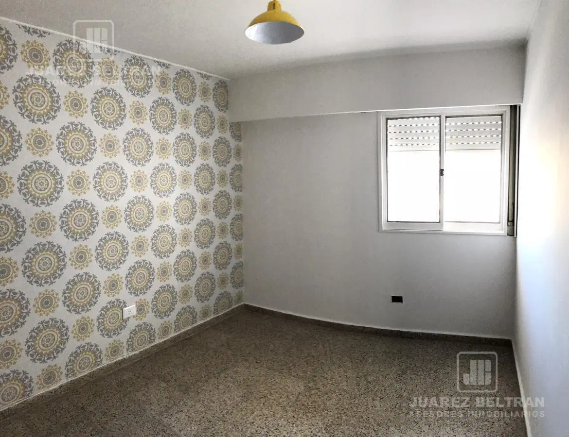 2 Dormitorios en Av. General Paz  544 7º Piso - Cordoba 4
