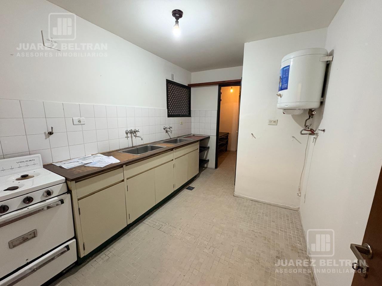 Departamento en venta. Av. Velez Sarsfield, frente a Patio Olmos