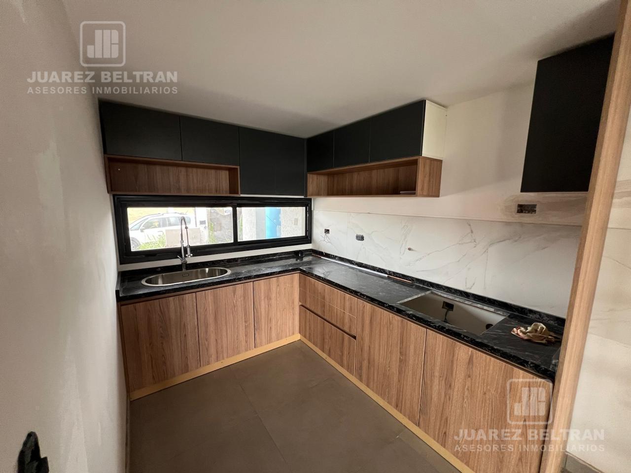 VENTA CASA 3 DORMITORIOS A ESTRENAR - DOCTA CENTRAL