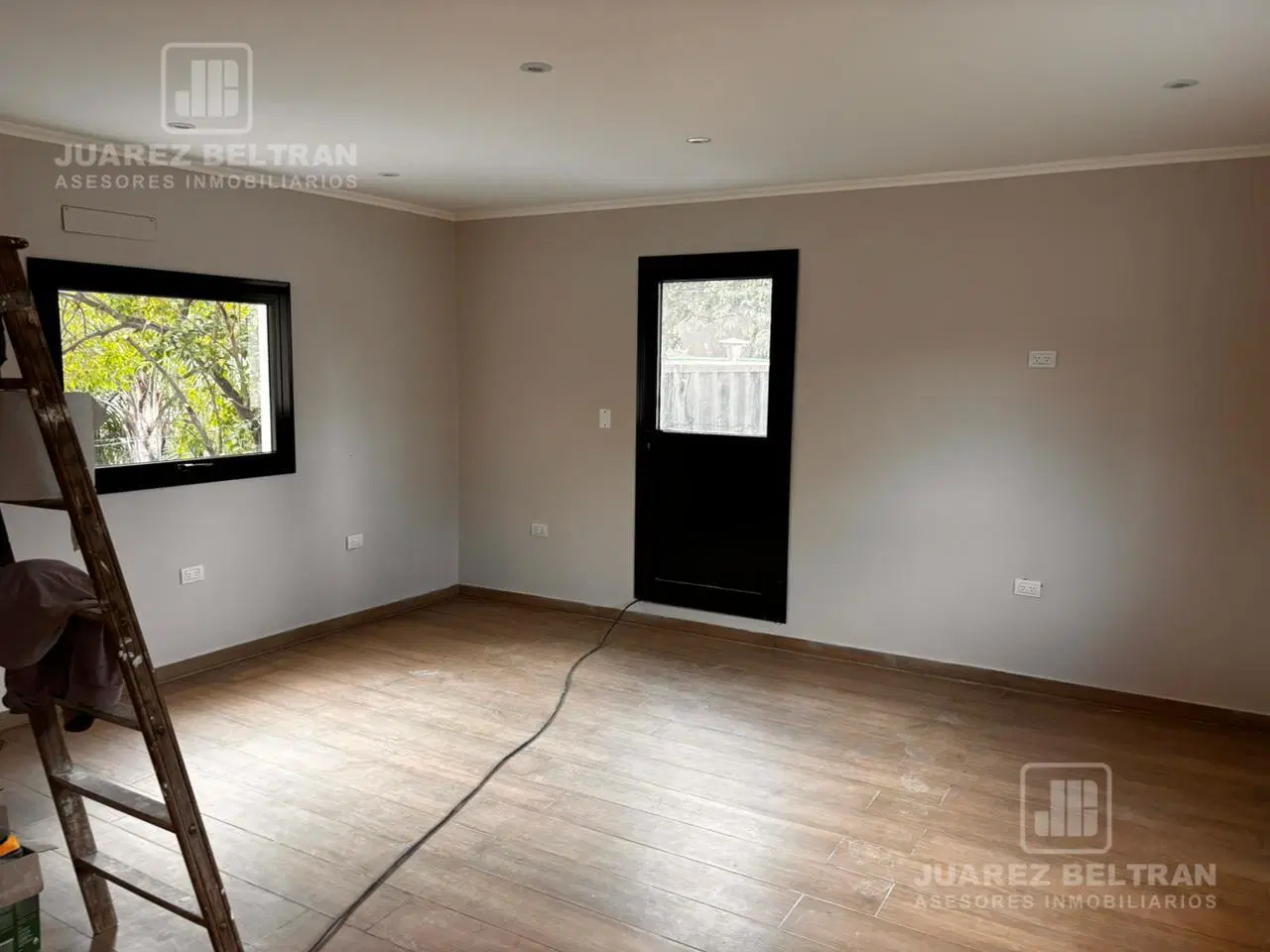ALQUILER OFICINAS EXCLUSIVAS EN V. RIVERA INDARTE 2