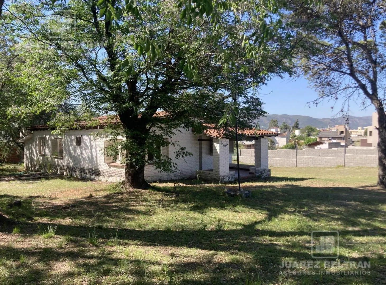 Venta Casa con amplio terreno (1430 mts) apto inversión/ subdivisión/ desarrollo 4