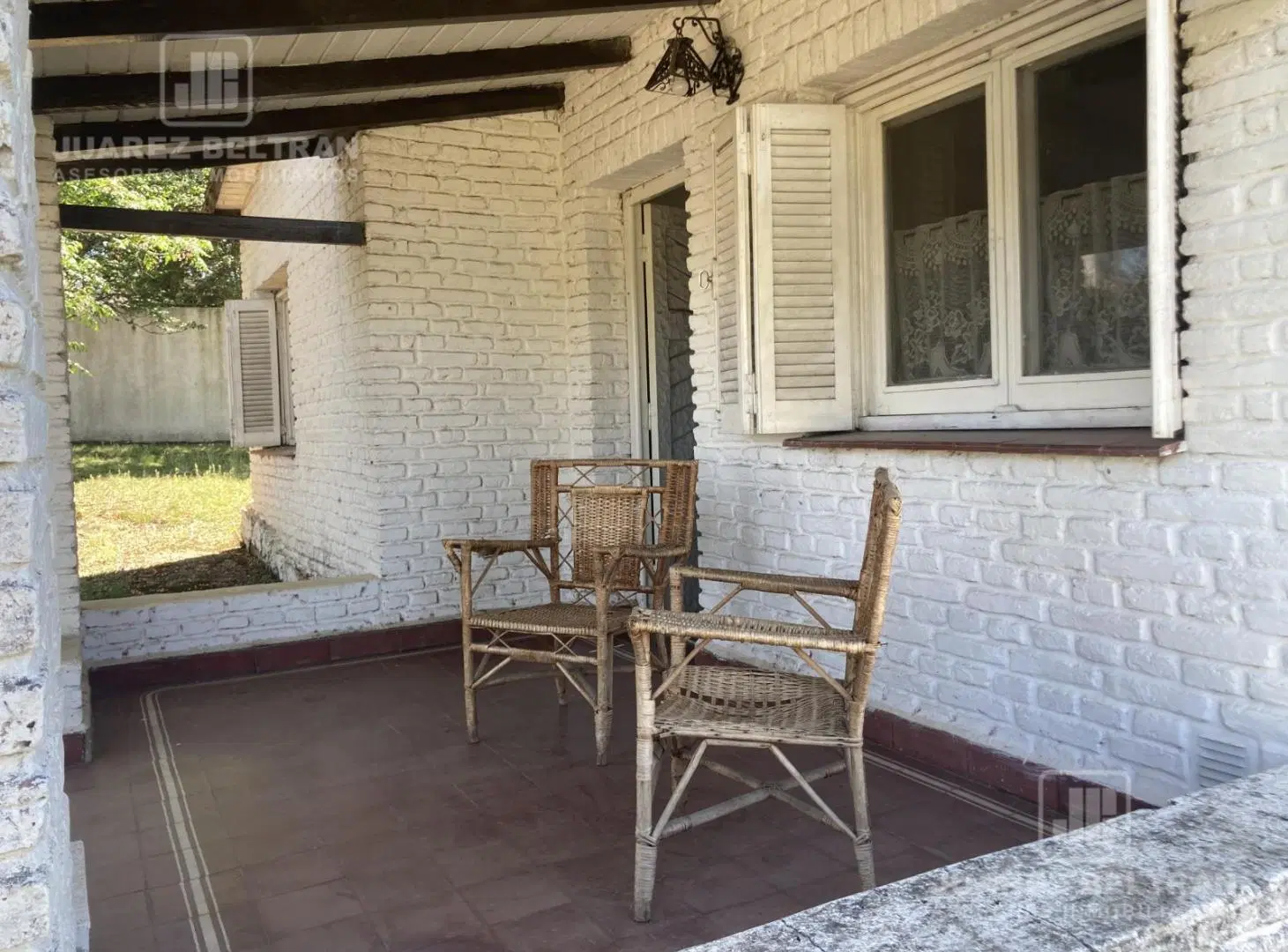 Venta Casa con amplio terreno (1430 mts) apto inversión/ subdivisión/ desarrollo 3