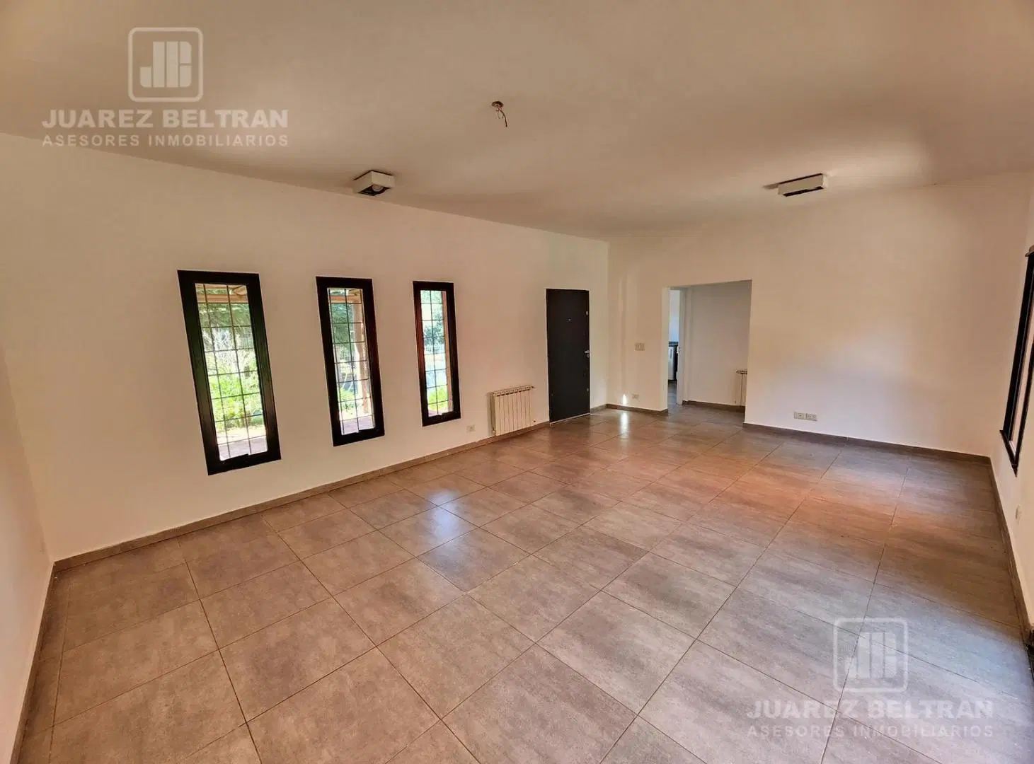 Casa 3 dormitorios en venta - Nuestra Señora de la Consolación, Villa Allende Golf 2