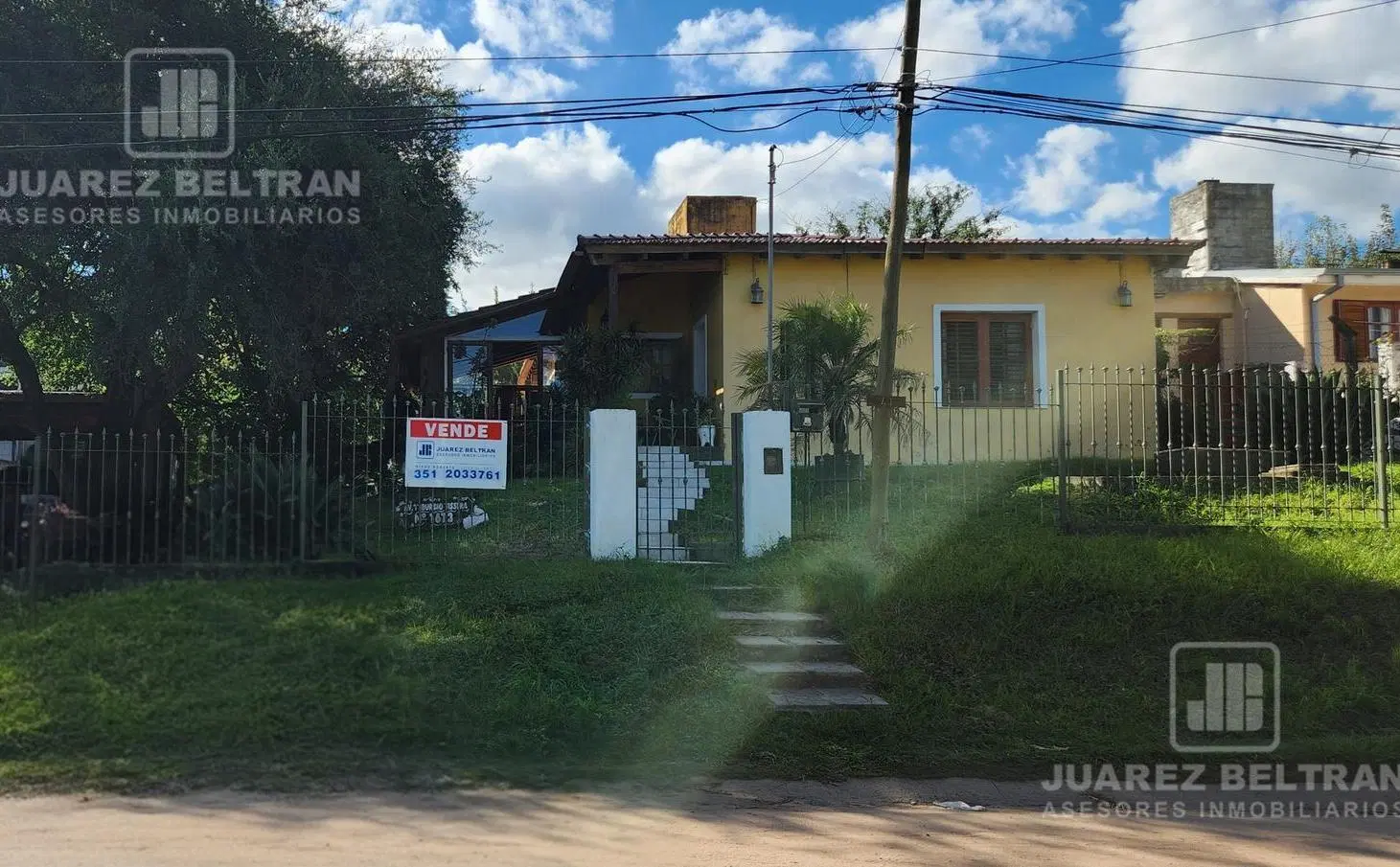 Venta casa 4 dormitorios sobre Av. Tissera - Talar de Mendiolaza 1