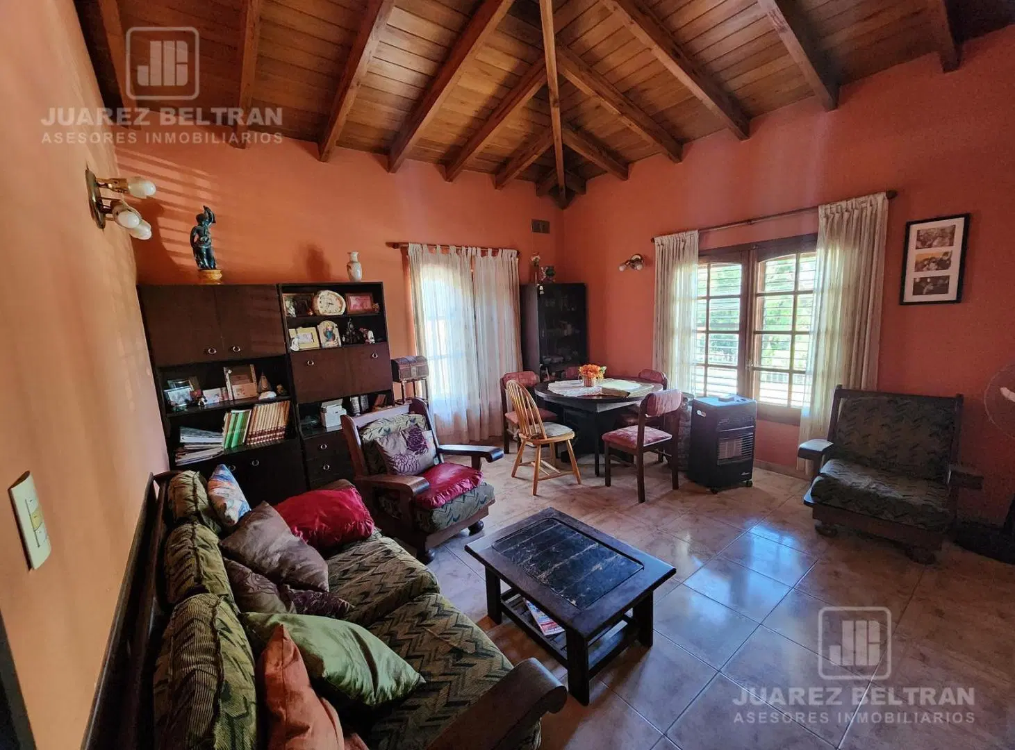 Venta casa 4 dormitorios sobre Av. Tissera - Talar de Mendiolaza 3