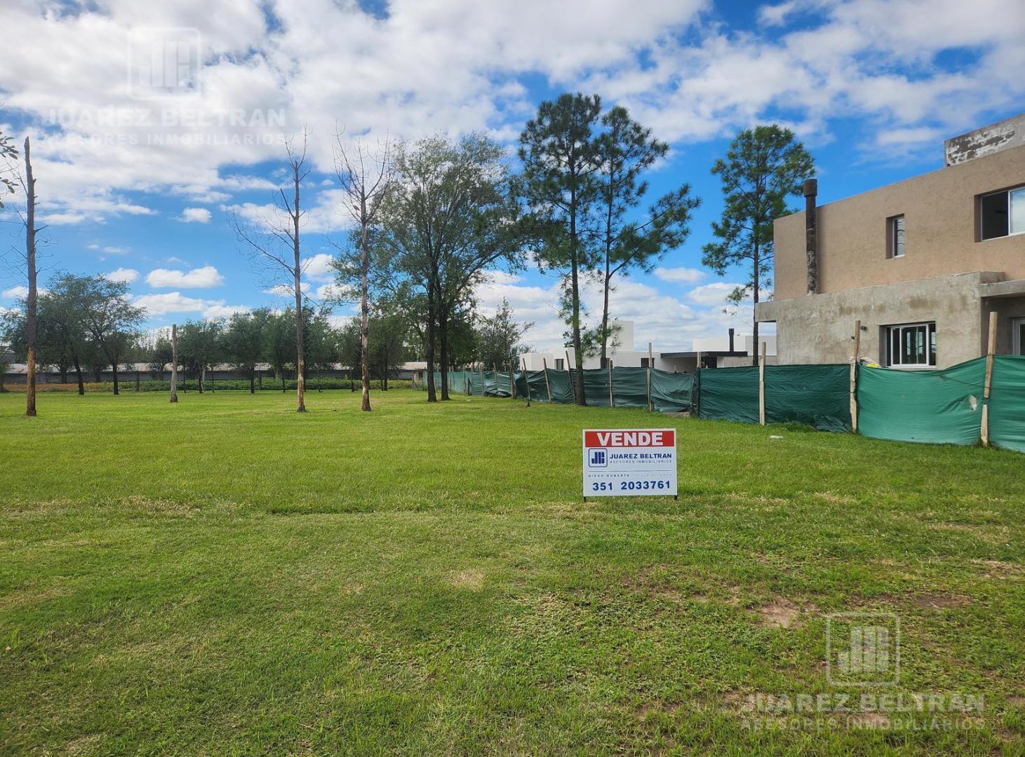Venta Terreno de 1225 m2 - Chacras de la Villa