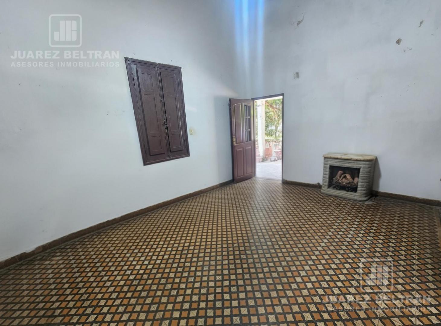 Venta - Casa de 3 dormitorios - Barrio Español, Villa Allende