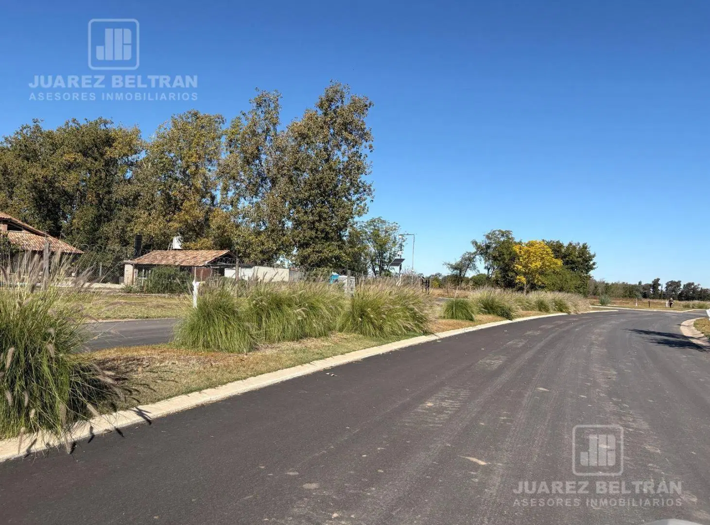 VENTA – LOTE EN VIARAVA 4