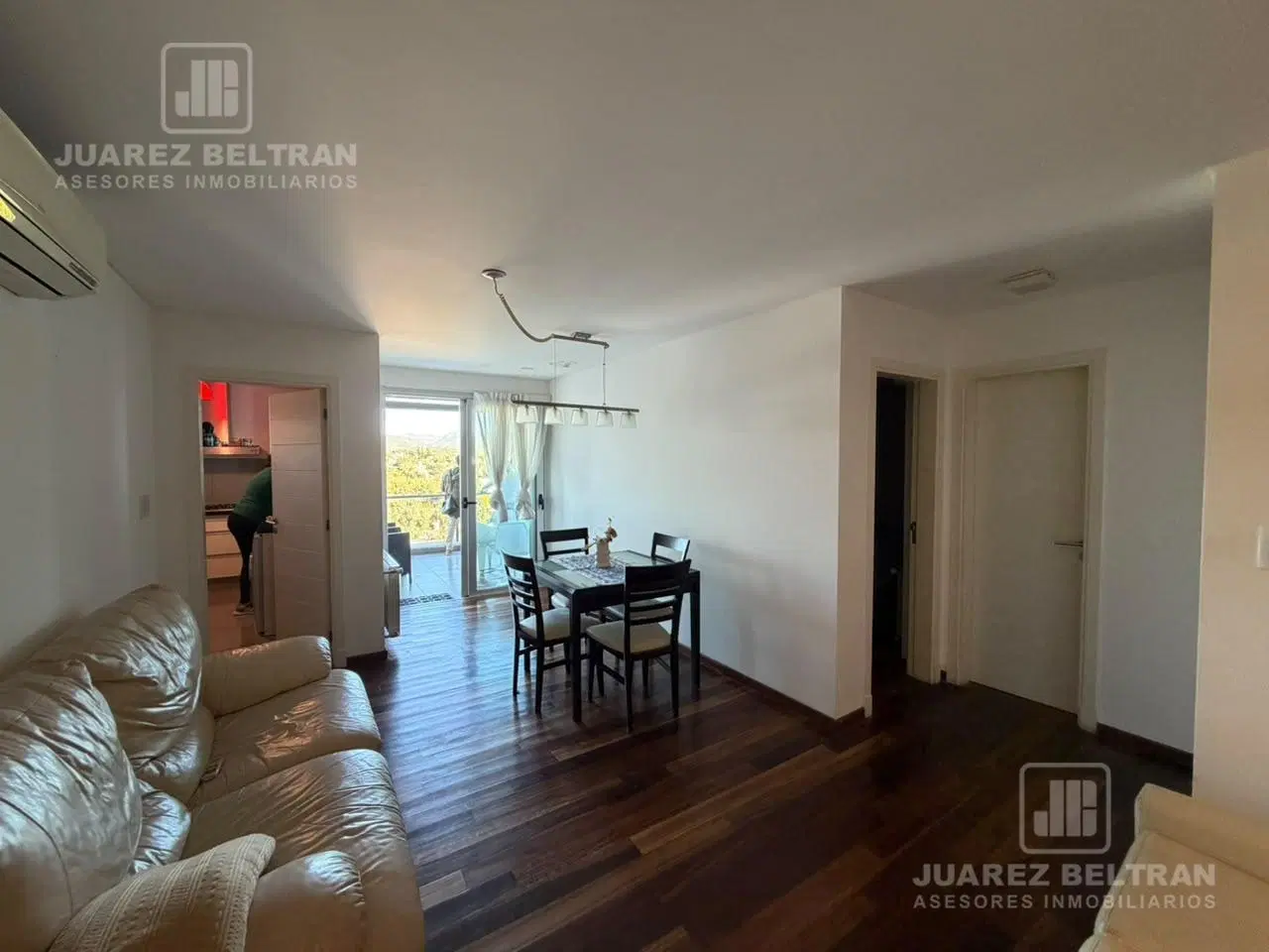Venta departamento Casonas del Golf – 2 dormitorios-2 baños- 1 cochera 3