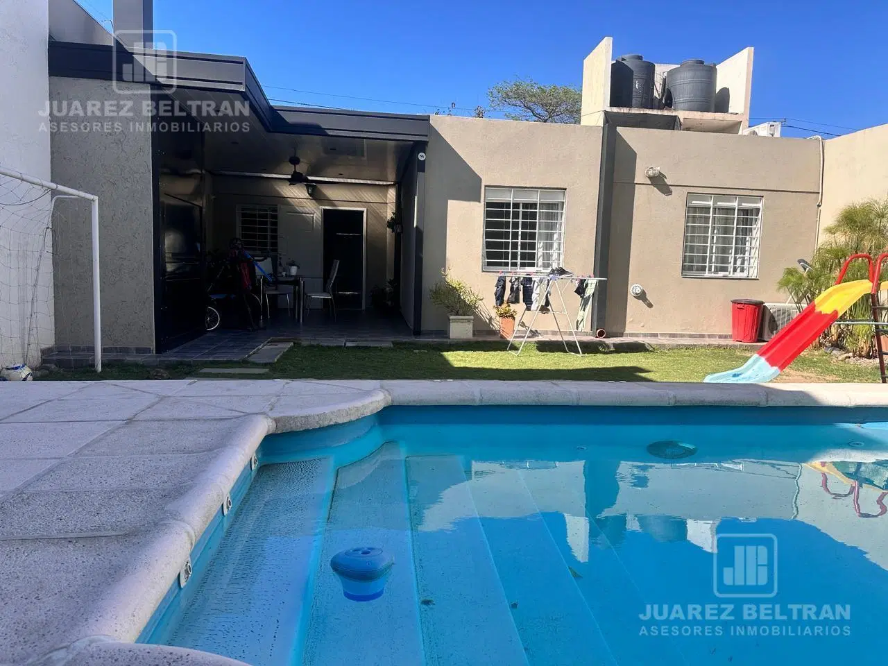 Casa 3 dormitorios en VENTA | B° Granja de Funes 4