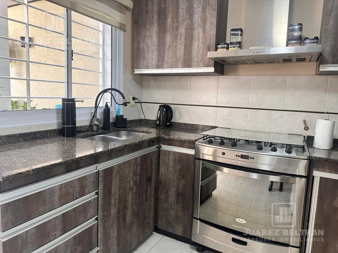 Casa 3 dormitorios en VENTA | B° Granja de Funes 1